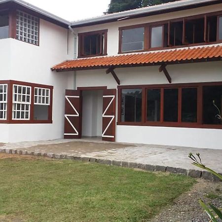 Chacara Com Wi-Fi, Churrasqueira E Lazer Em Cunha Exterior photo