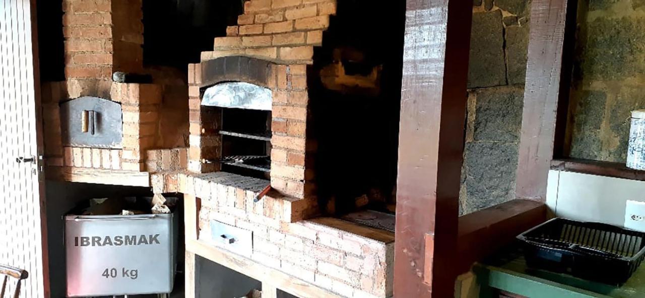 Chacara Com Wi-Fi, Churrasqueira E Lazer Em Cunha Exterior photo